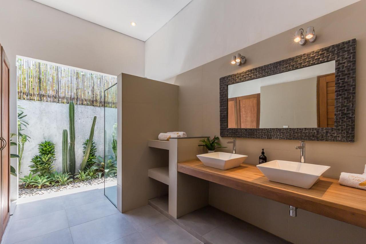 Pulesari 2 Bedrooms Seminyak Buitenkant foto