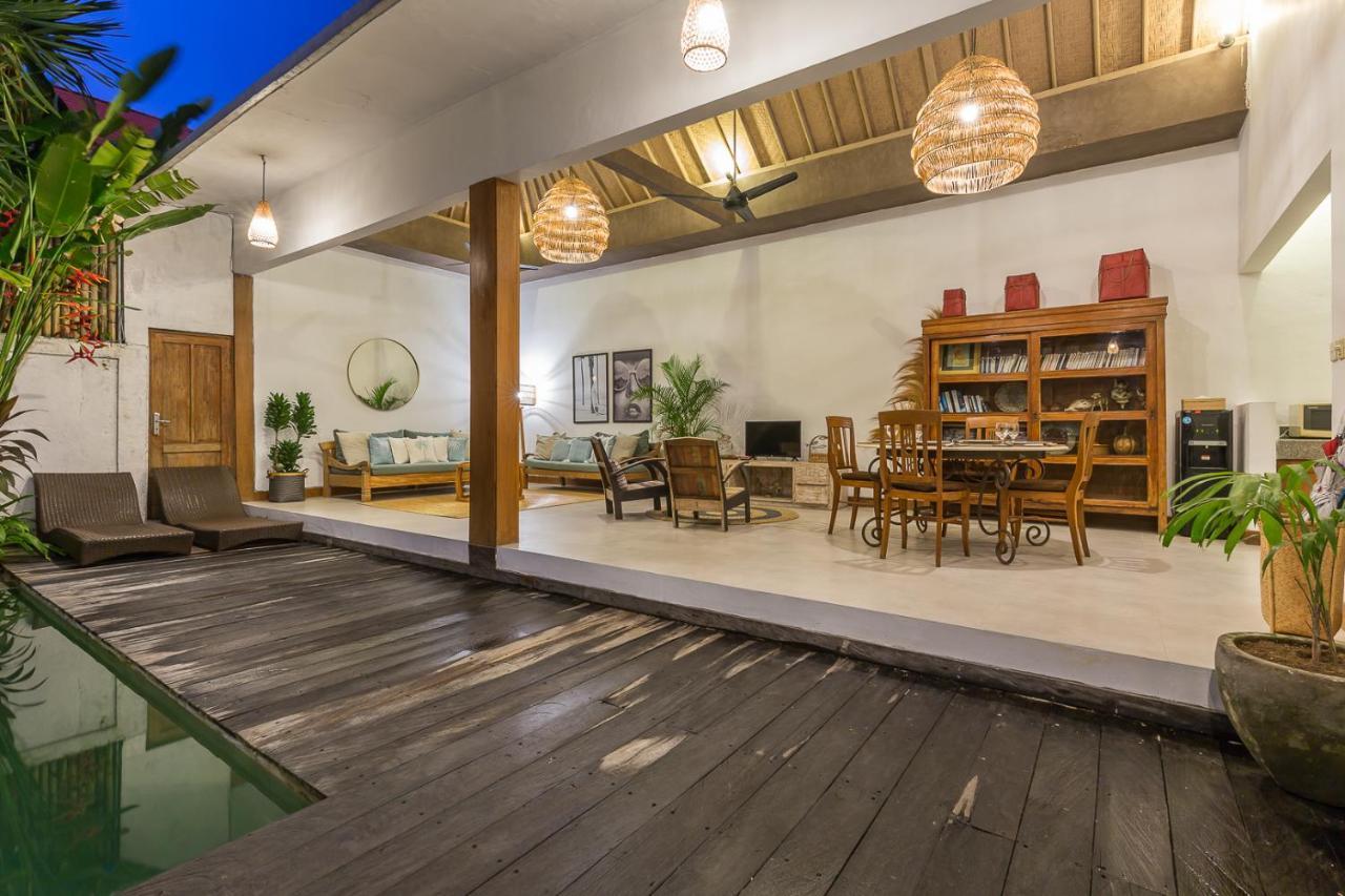 Pulesari 2 Bedrooms Seminyak Buitenkant foto